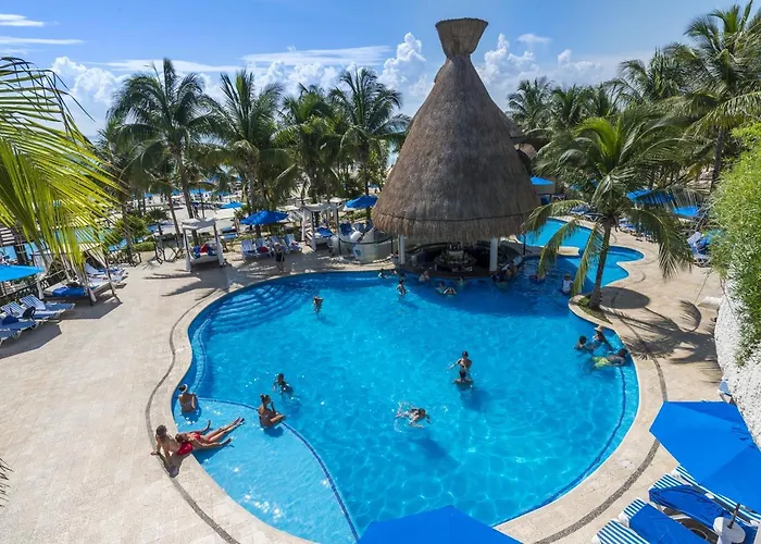 Sunrise Double In Stunning Playacar Ii Guest house Playa del Carmen